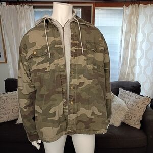 Men's Fleece Lined Hooded Camouflage Zip Button Jacket, XLarge